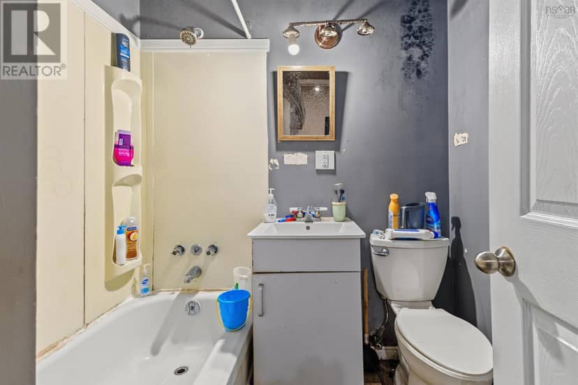 172 Ashby Road — photo 15 of 29