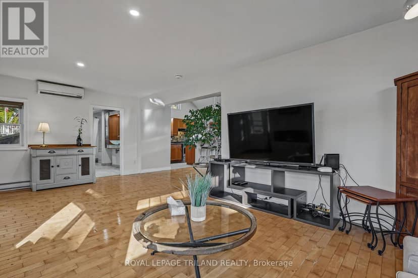 3137 Hale Street — photo 12 of 40