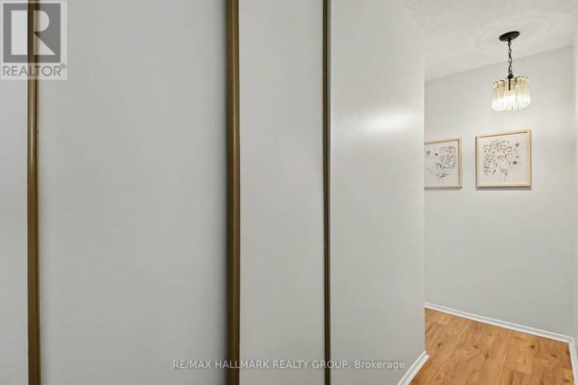 401 - 2630 Southvale Crescent — photo 16 of 27