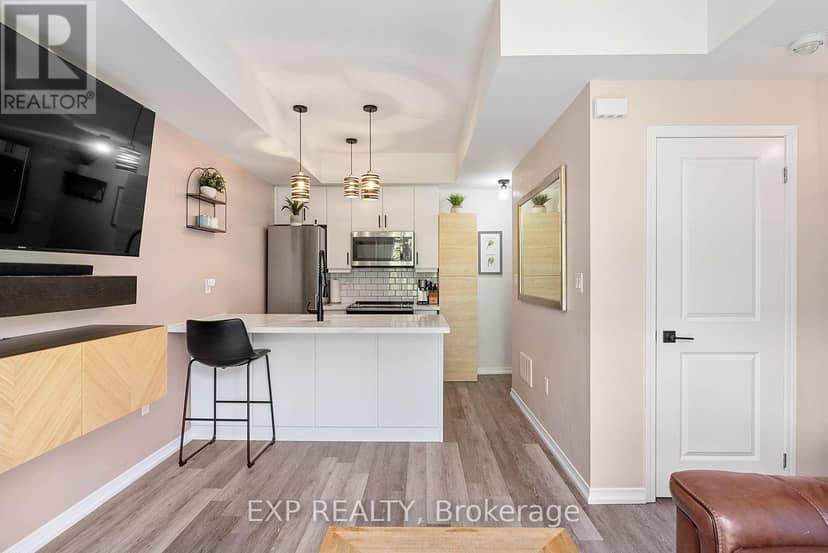 89 - 30 Fieldway Road, Toronto, photo 7