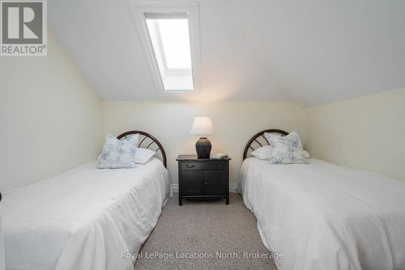 36 Saint Marie Street — photo 14 of 27