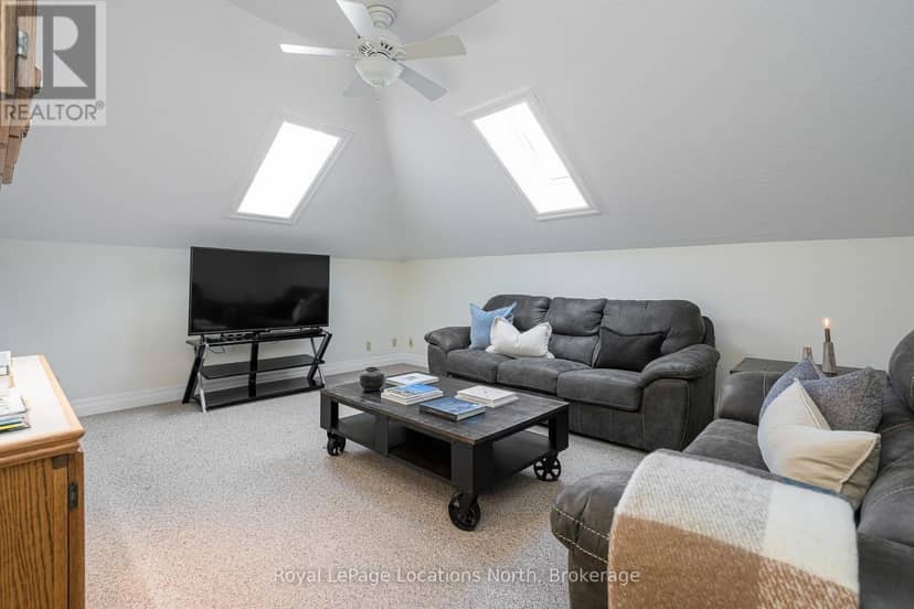 36 Saint Marie Street — photo 17 of 27
