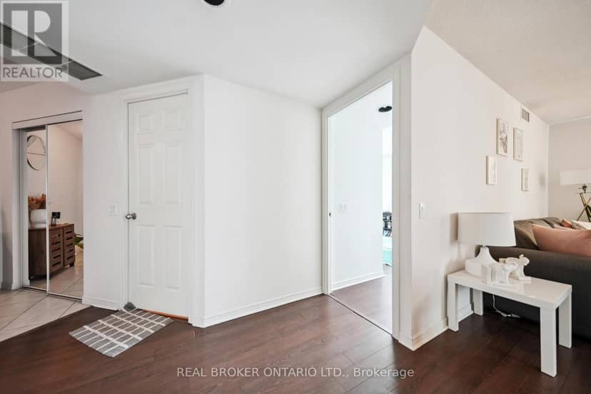 808 - 28 Harrison Garden Boulevard, Toronto, photo 6