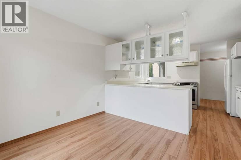 30 Sandarac Circle NW — photo 10 of 40