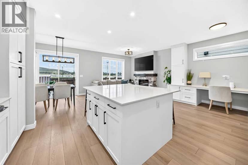 203 Greenwich Drive NW, Calgary, photo 6