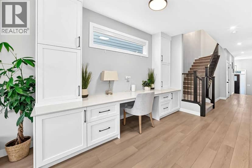 203 Greenwich Drive NW — photo 14 of 33