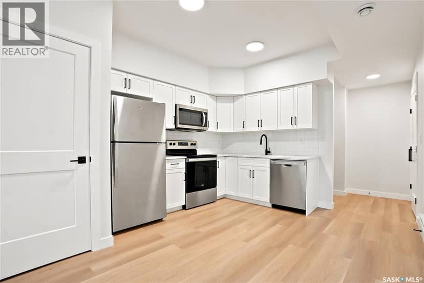 378 Sharma CRESCENT — photo 35 of 40