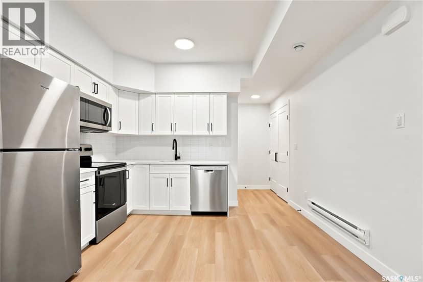 378 Sharma CRESCENT — photo 36 of 40