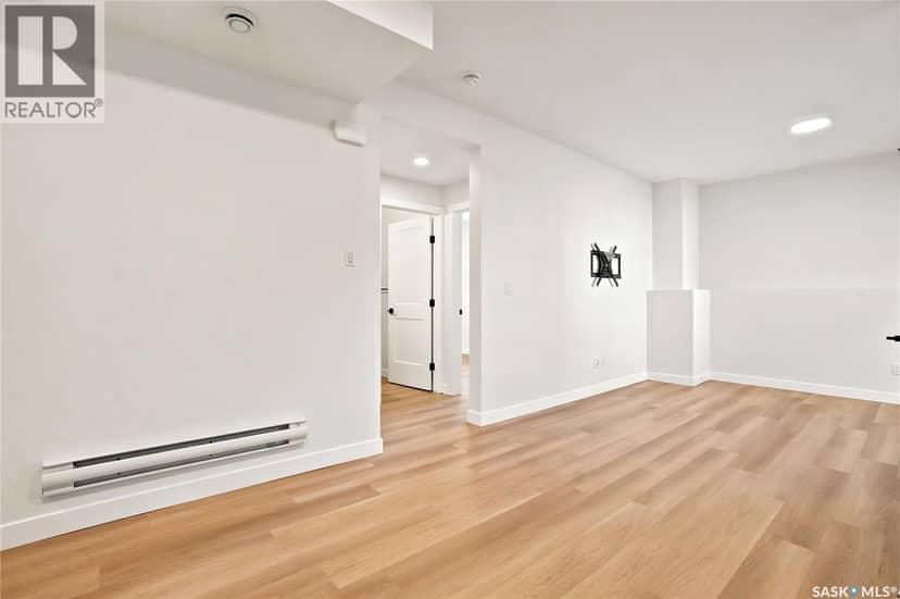 378 Sharma CRESCENT — photo 37 of 40