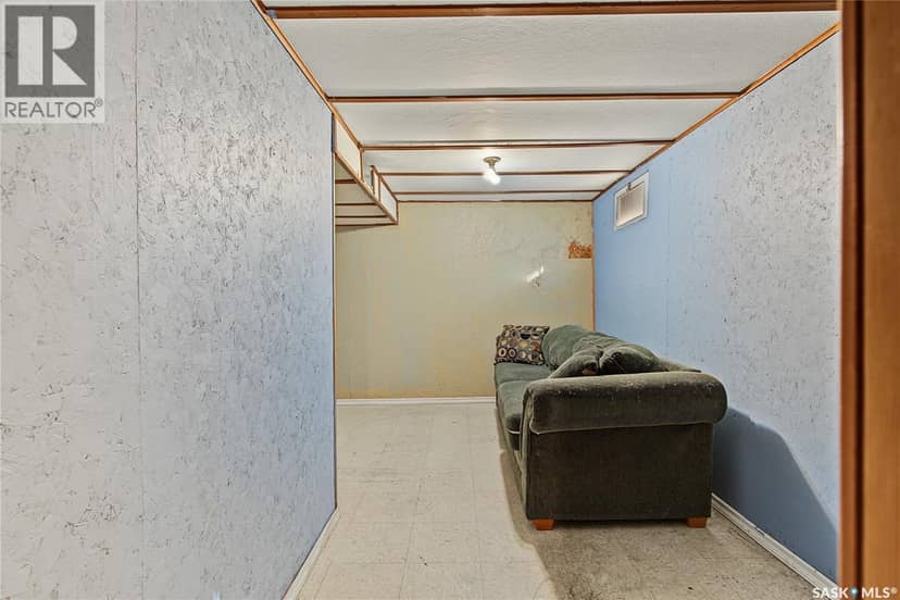 929 Hall Street W — photo 26 of 40