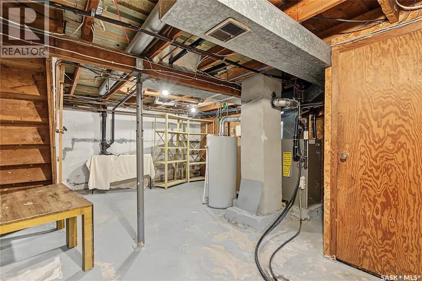 929 Hall Street W — photo 25 of 40
