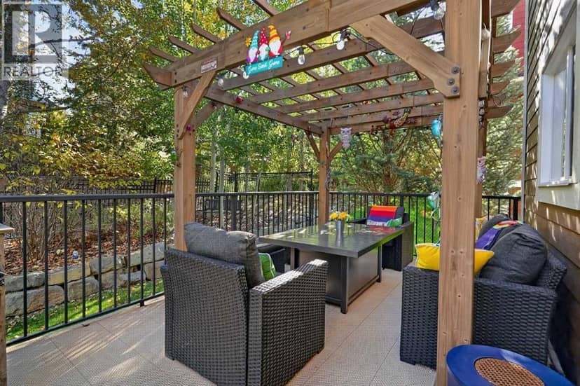 12 Crestridge Rise SW — photo 14 of 40