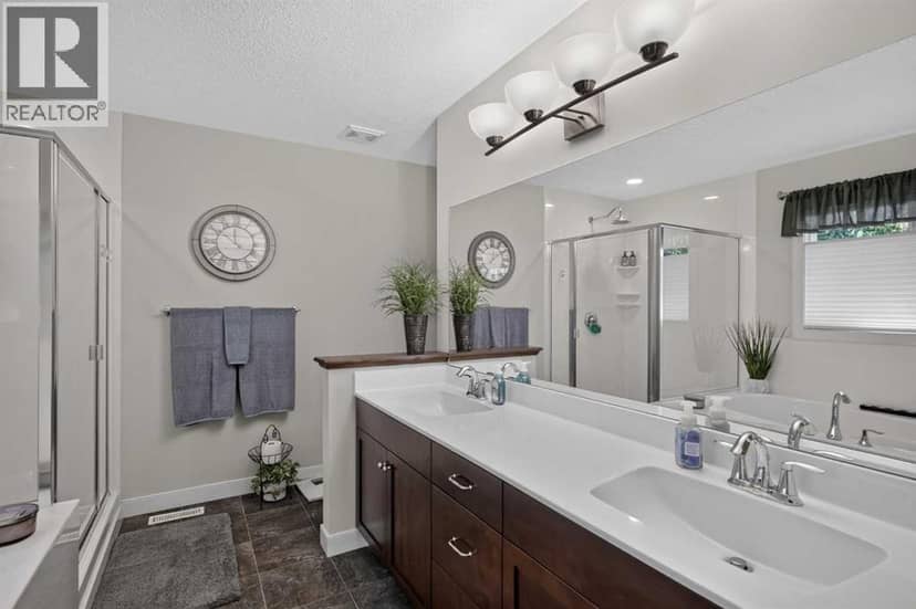 12 Crestridge Rise SW — photo 26 of 40