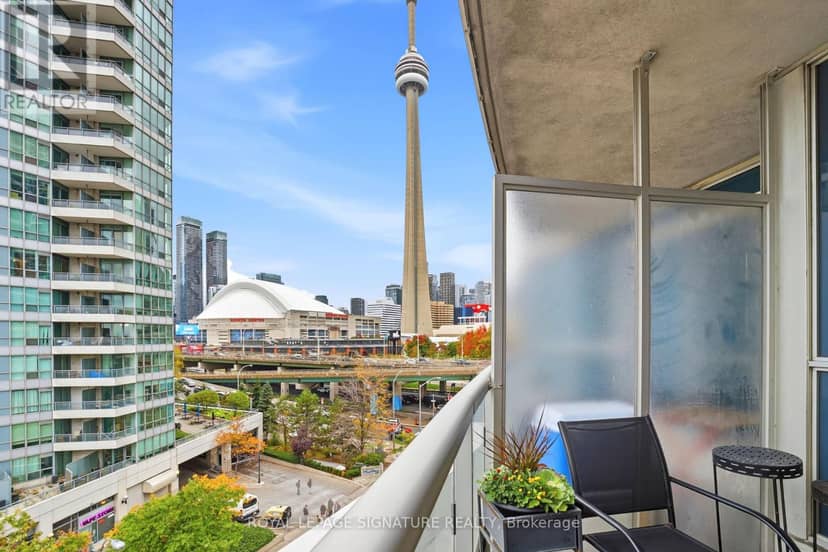 510 - 218 Queens Quay W — photo 20 of 40