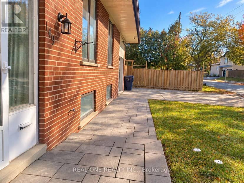 149 Bishop Avenue, Toronto, photo 2