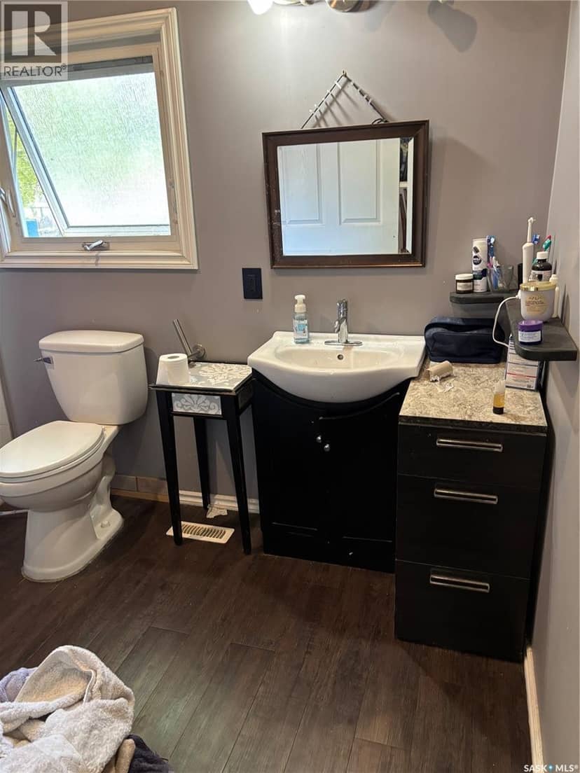 530 Manitoba STREET E, Moose Jaw, photo 5