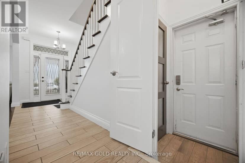 687 Marley Crescent — photo 33 of 40