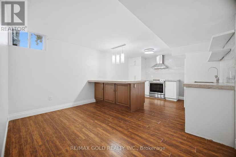 687 Marley Crescent — photo 36 of 40