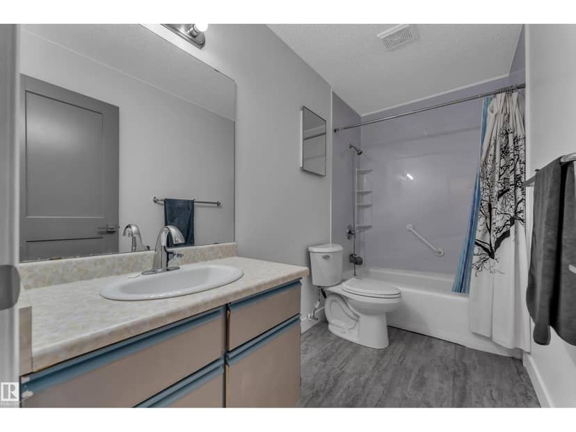 442 Kirkpatrick Cr NW — photo 13 of 33