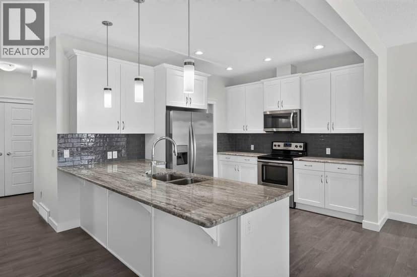125 Redstone Common NE — photo 9 of 40