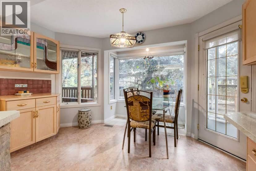 660 Coach Grove Road SW — photo 16 of 40