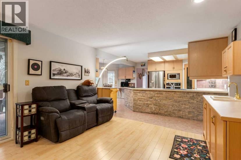 660 Coach Grove Road SW — photo 18 of 40
