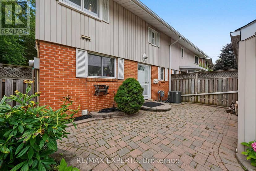 71 Dogwood Crescent, Toronto, photo 4