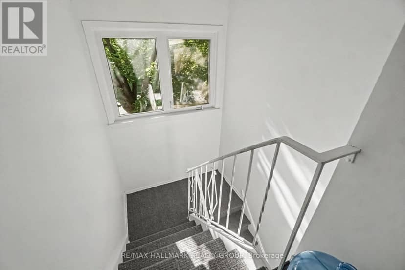 657 Golden Avenue — photo 19 of 39