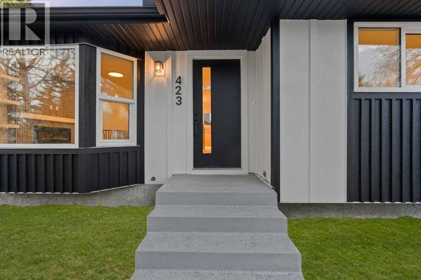 423 Queen Anne Way SE — photo 10 of 40