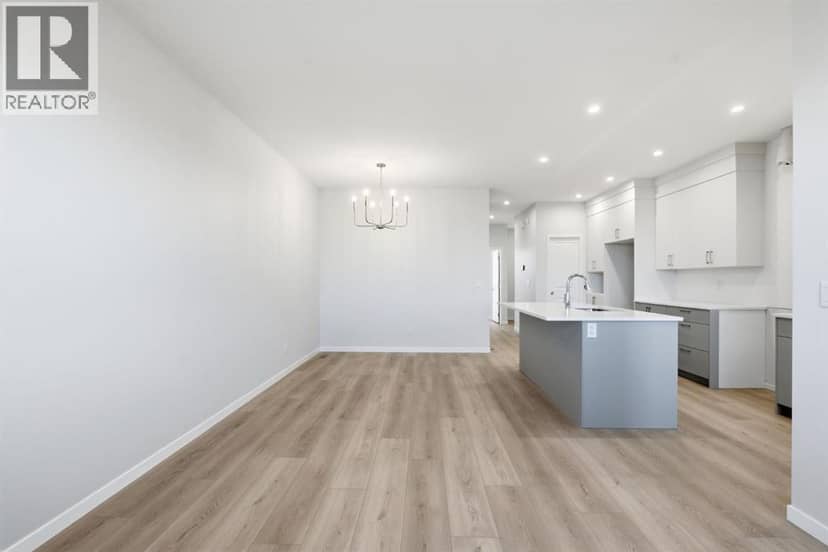 41 Rosemary Gardens SE — photo 21 of 40
