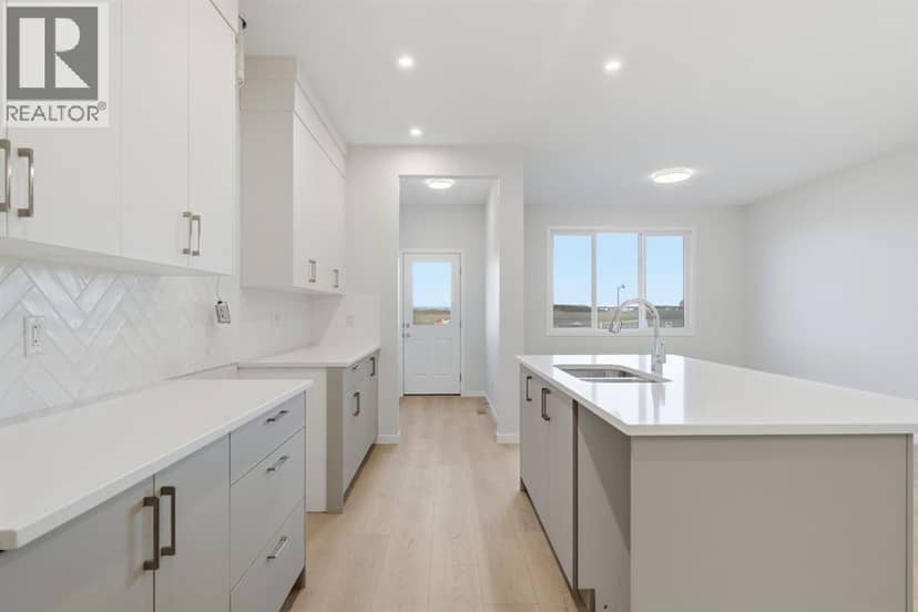 41 Rosemary Gardens SE — photo 15 of 40
