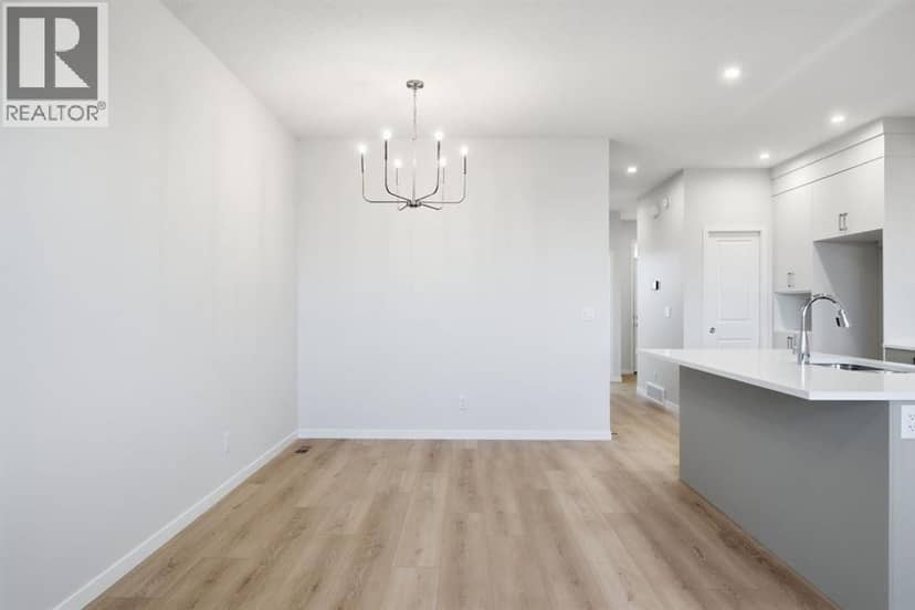 41 Rosemary Gardens SE — photo 20 of 40
