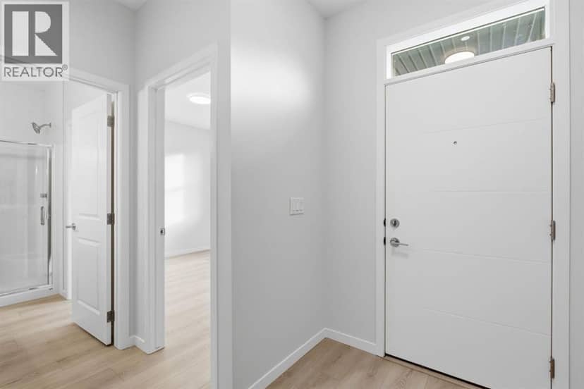 41 Rosemary Gardens SE — photo 10 of 40