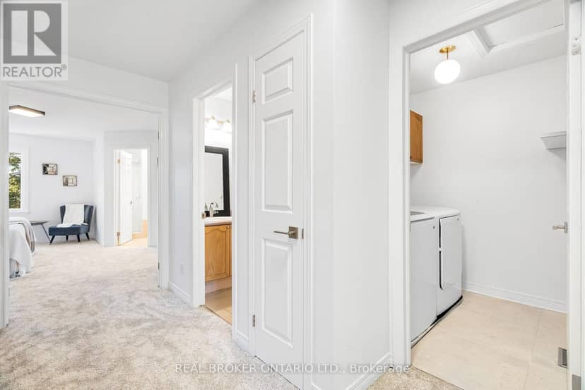 191 Thornbury Crescent — photo 40 of 40