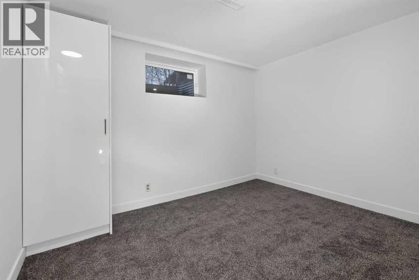 73 Penworth Close SE — photo 37 of 37