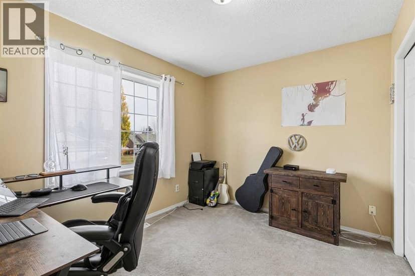 829 Westmount Drive — photo 16 of 24