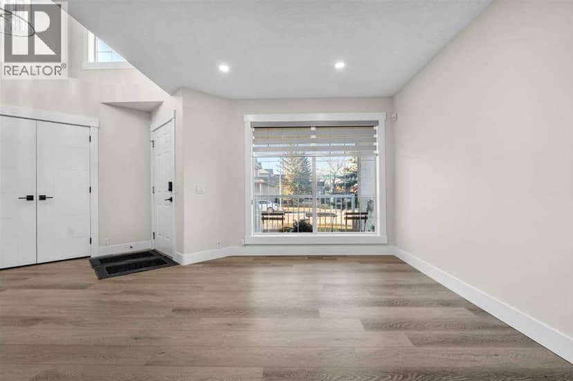 3 Coral Springs Grove NE, Calgary, photo 2