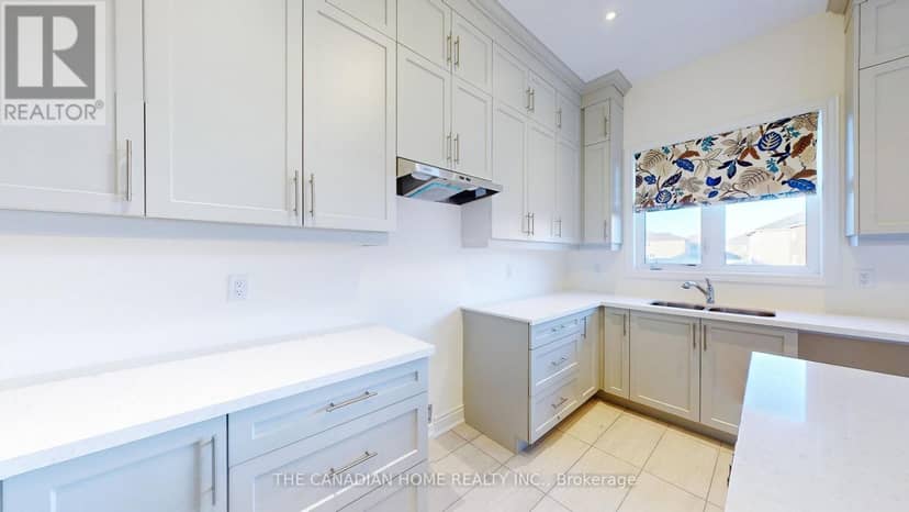 70 Stratford Drive — photo 18 of 40