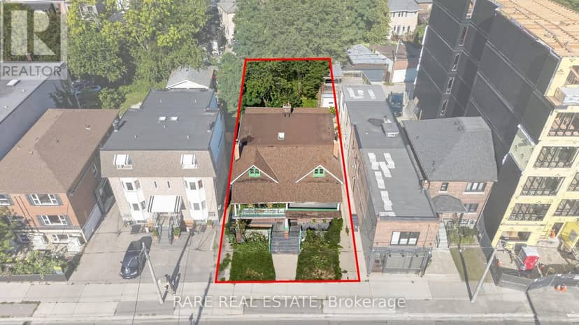 890 & 892 Broadview Avenue — photo 3 of 11