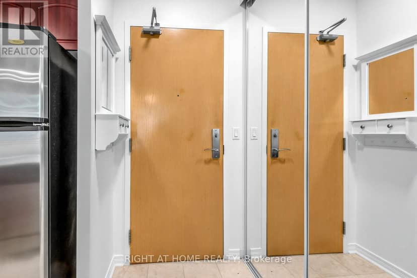 107 - 509 Beecroft Avenue, Toronto, photo 4