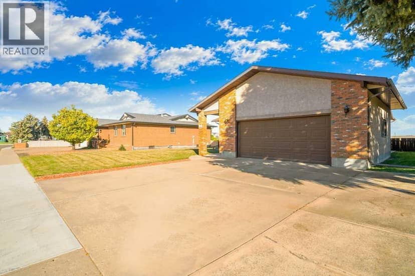 80 East Glen Drive SE, Medicine Hat, photo 3