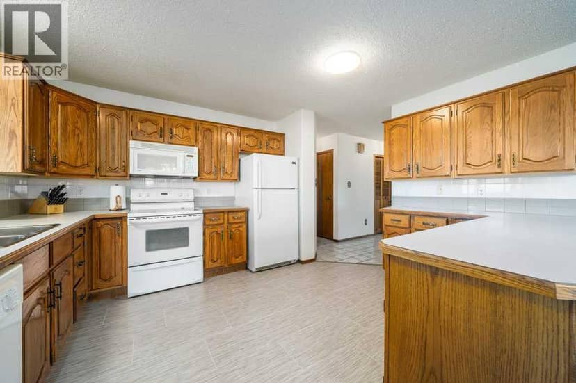 80 East Glen Drive SE — photo 15 of 40