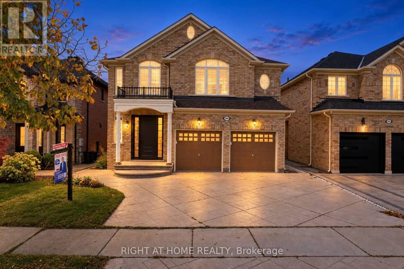 388 Vellore Park Avenue, Vaughan