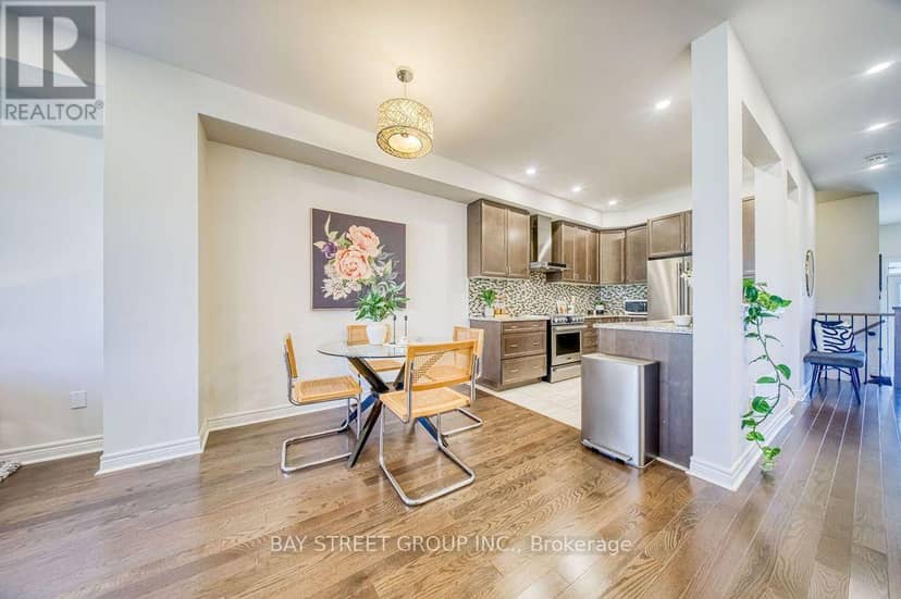 38 Port Arthur Crescent — photo 14 of 38