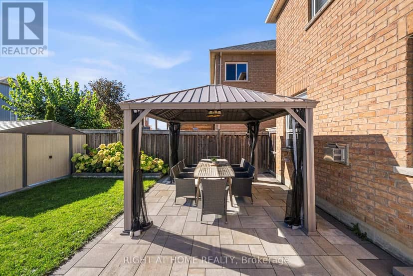 921 Miller Park Avenue — photo 39 of 40