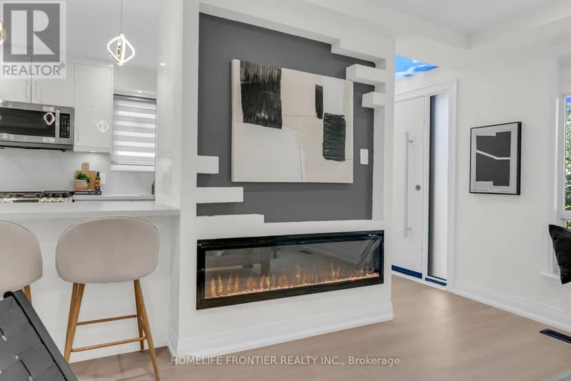 61 Sundial Crescent — photo 12 of 40