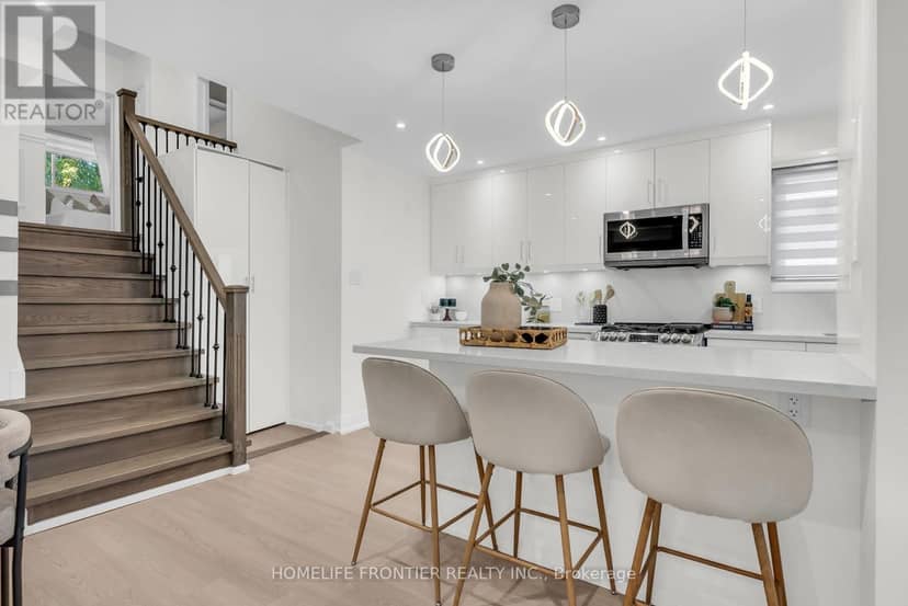 61 Sundial Crescent — photo 16 of 40