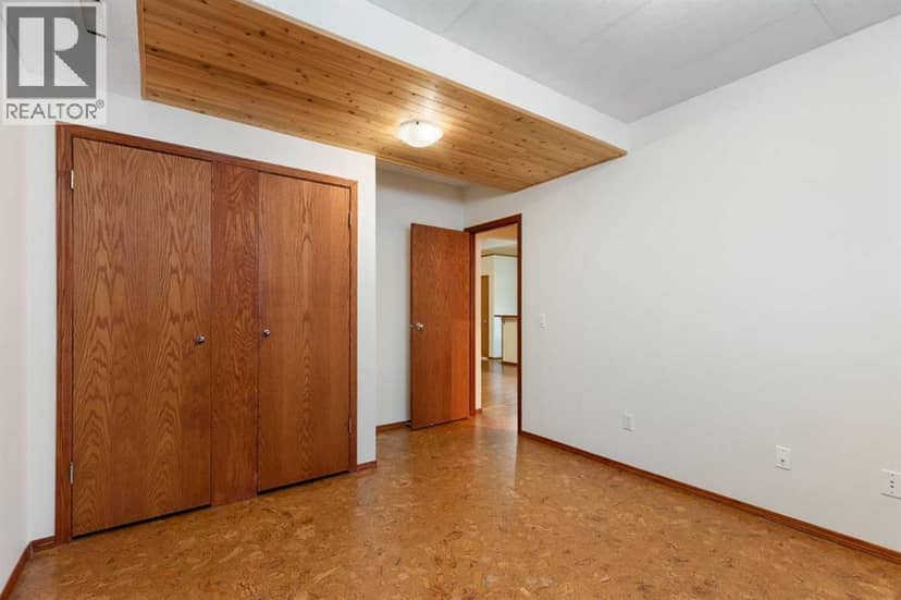 1207 Westmount Drive — photo 34 of 40