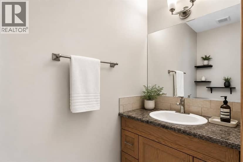 1207 Westmount Drive, Strathmore, photo 5