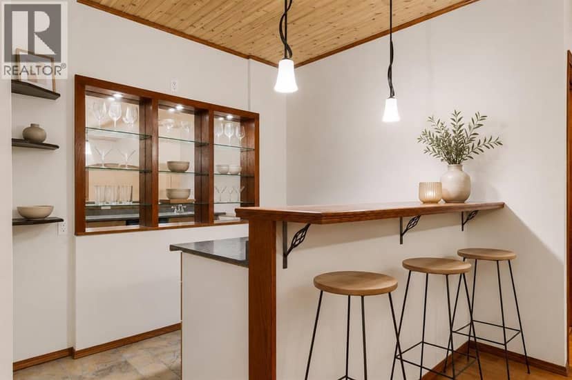 1207 Westmount Drive — photo 30 of 40